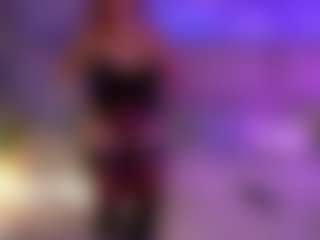 Live cam show with KiraRoxx - Vr on Camversity