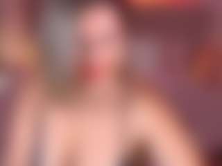 Live cam show with KiraRoxx - Vr on Camsoda
