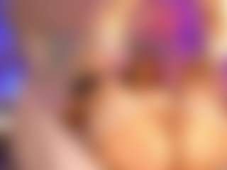 Live cam show with KiraRoxx - Double Penetration on UwU Esports