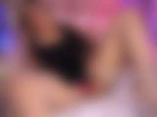 Live cam show with KiraRoxx - Vr Sex on Camsoda