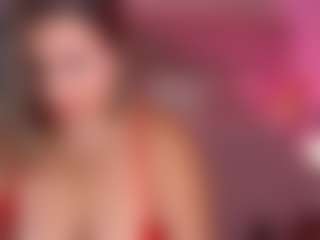 Live cam show with KiraRoxx - Green Eyes on Camsoda