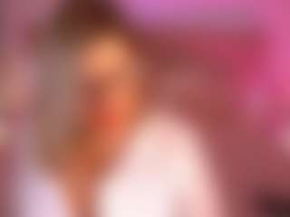 KiraRoxx's Live Sex Cam Show