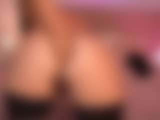 Live cam show with KiraRoxx - Vr Sex on Uber Horny