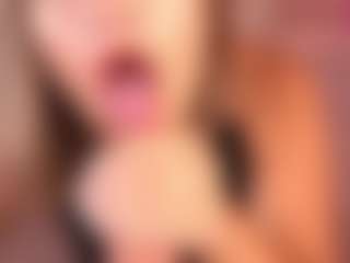 Live cam show with KiraRoxx - Vr on Uber Horny