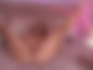 KiraRoxx's Live Sex Cam Show