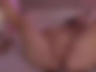 Live cam show with KiraRoxx - Middle Aged on slutload