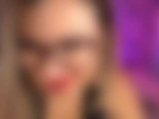KiraRoxx's Live Sex Cam Show