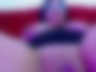 Live cam show with marianahott4 - Lovense Brown Hair on Camsoda