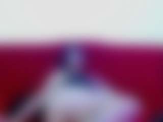 Live cam show with marianahott4 - Oil on Latina Girls