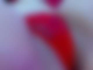 Live cam show with marianahott4 - Living Room on sexytreat.net