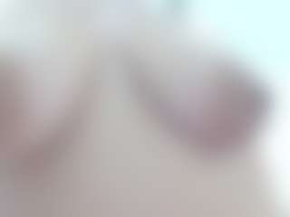 Live cam show with marianahott4 - Shaved on SquirtSoMuch