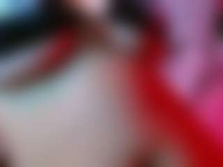 Live cam show with marianahott4 - Athletic on StripNow