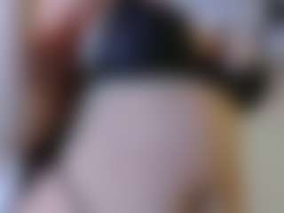 Live cam show with marianahott4 - Living Room on CSO-WL