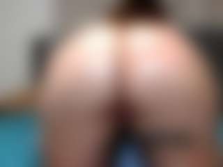 Live cam show with JordynSpanks - Drinking on AdultVida.com
