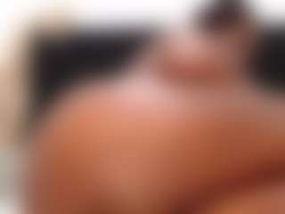 Live cam show with Alhanamiller - Black on SinfulBabes