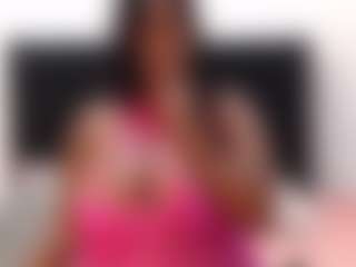 Live cam show with Alhanamiller - India on friskycurves.com