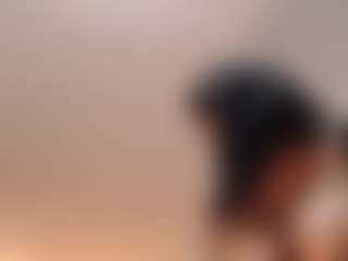 Live cam show with Alhanamiller - Twerk on Camsoda