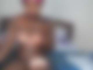 Live cam show with Assmatic-bum - Double Penetration on AdultVida.com