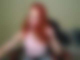 BreeTerner MILF webcam performer live streaming