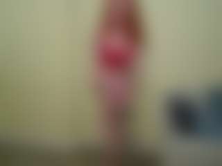 BreeTerner MILF webcam performer live streaming