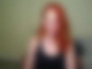 BreeTerner MILF webcam performer live streaming
