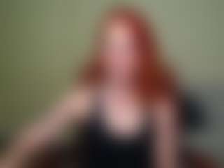BreeTerner MILF webcam performer live streaming