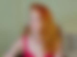 Live cam show with BreeTerner - Middle Aged on CamClone