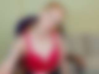Live cam show with BreeTerner - Skinny on nudelive.tv
