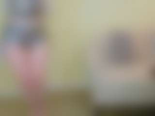 Live cam show with BreeTerner - Camel Toe on slutload