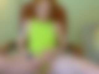 BreeTerner MILF webcam performer live streaming