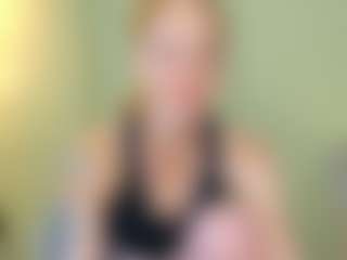 Live cam show with BreeTerner - Mature on madthumbs