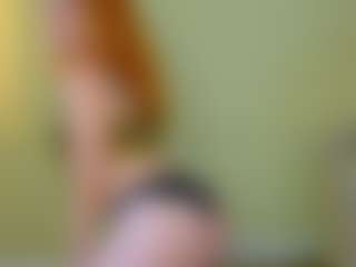 BreeTerner MILF webcam performer live streaming