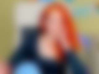 Live cam show with BreeTerner - Green Eyes on TottyGirls
