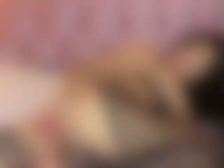 Live cam show with JEYVAZQUEZ - Shaved Pussy on Camsoda
