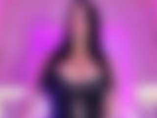 Live cam show with ScarlettBabee - Gagging on StripNow