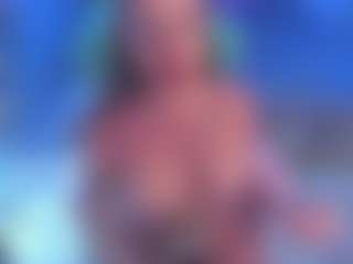 SueWannaPlay's Live Sex Cam Show