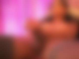 Chloe-Cherry21's Live Sex Cam Show