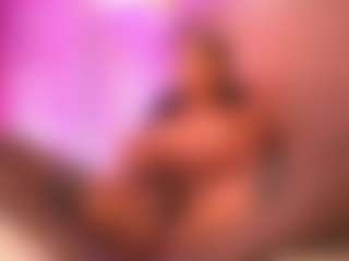 Chloe-Cherry21's Live Sex Cam Show