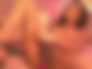 Chloe-Cherry21's Live Sex Cam Show