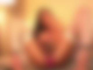 Chloe-Cherry21's Live Sex Cam Show