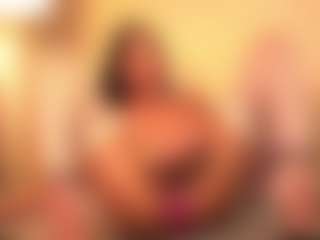 Chloe-Cherry21's Live Sex Cam Show