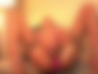 Chloe-Cherry21's Live Sex Cam Show