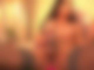 Live cam show with Chloe-Cherry21 - HD on Chatstar