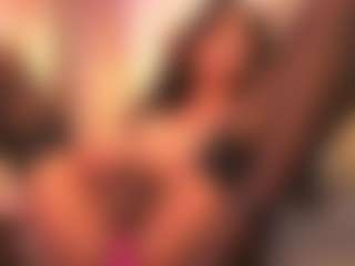 Chloe-Cherry21's Live Sex Cam Show
