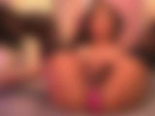 Chloe-Cherry21's Live Sex Cam Show