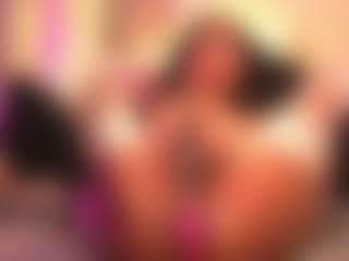Chloe-Cherry21's Live Sex Cam Show