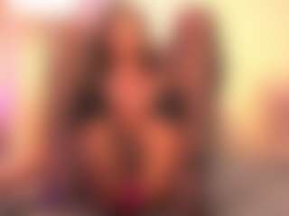 Chloe-Cherry21's Live Sex Cam Show