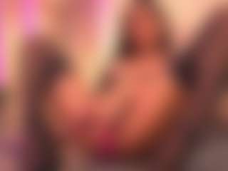 Chloe-Cherry21's Live Sex Cam Show