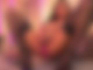 Chloe-Cherry21's Live Sex Cam Show