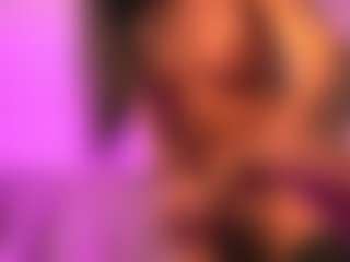 Chloe-Cherry21's Live Sex Cam Show